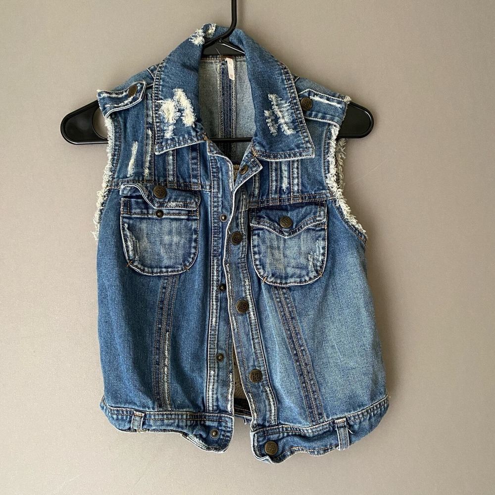 Free People XS Blue Denim Vest Crochet Boho Cowgirl Country Jacket